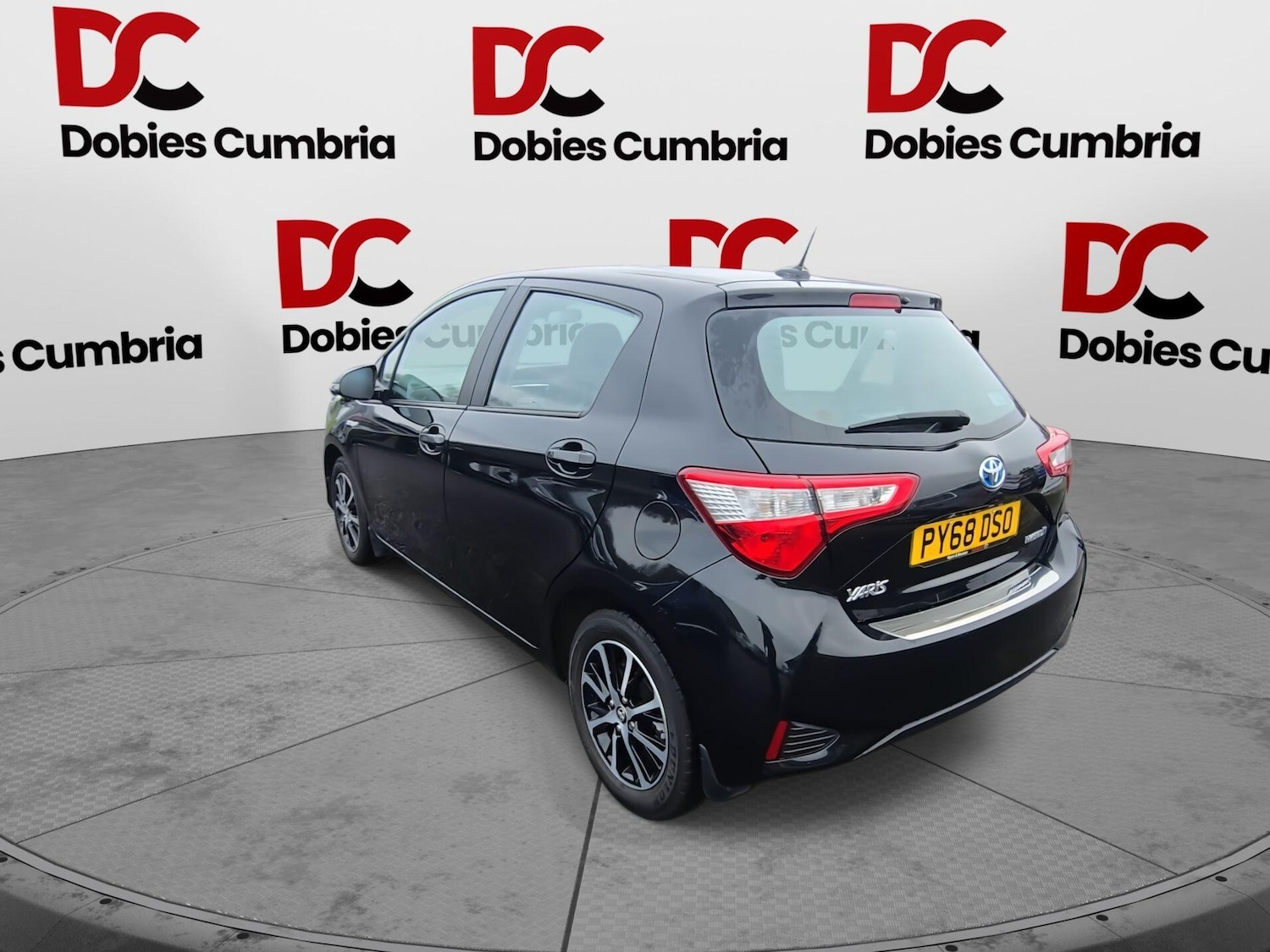 Used Toyota Yaris 2018 for sale - 77091203: Photo 50