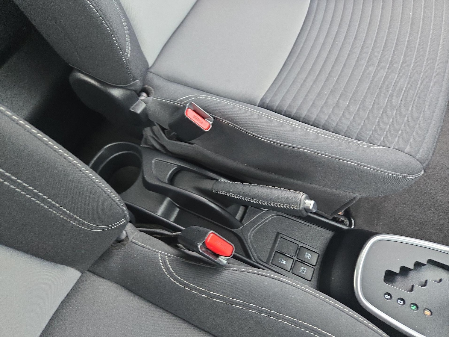 Used Toyota Yaris 2018 for sale - 77091203: Photo 78