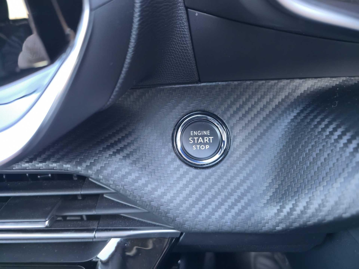 Used Peugeot 208 for sale - 76996542: Photo 36