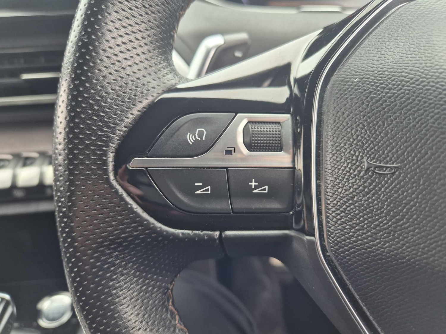 Used Peugeot 3008 2021 for sale - 76989022: Photo 26