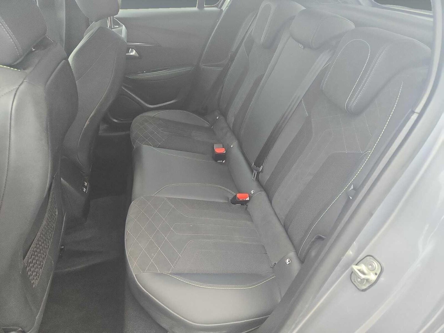 Used Peugeot 208 2021 for sale - 76099182: Photo 20