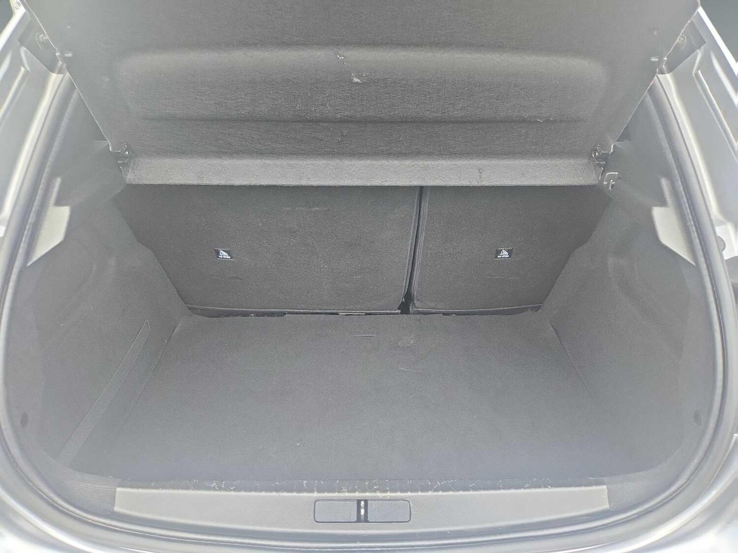 Used Peugeot 208 2021 for sale - 76099182: Photo 23