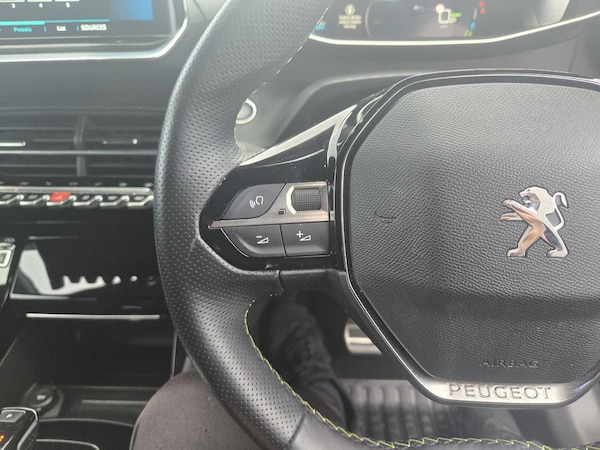 Used Peugeot 208 2021 for sale - 76099182: Photo 26