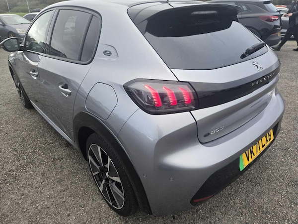 Used Peugeot 208 2021 for sale - 76099182: Photo 35