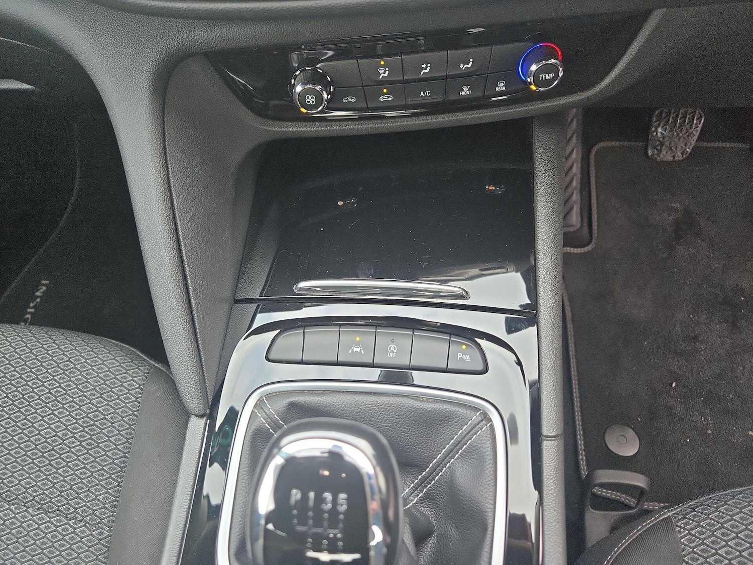 Used Vauxhall Insignia 2017 for sale - 77456179: Photo 6