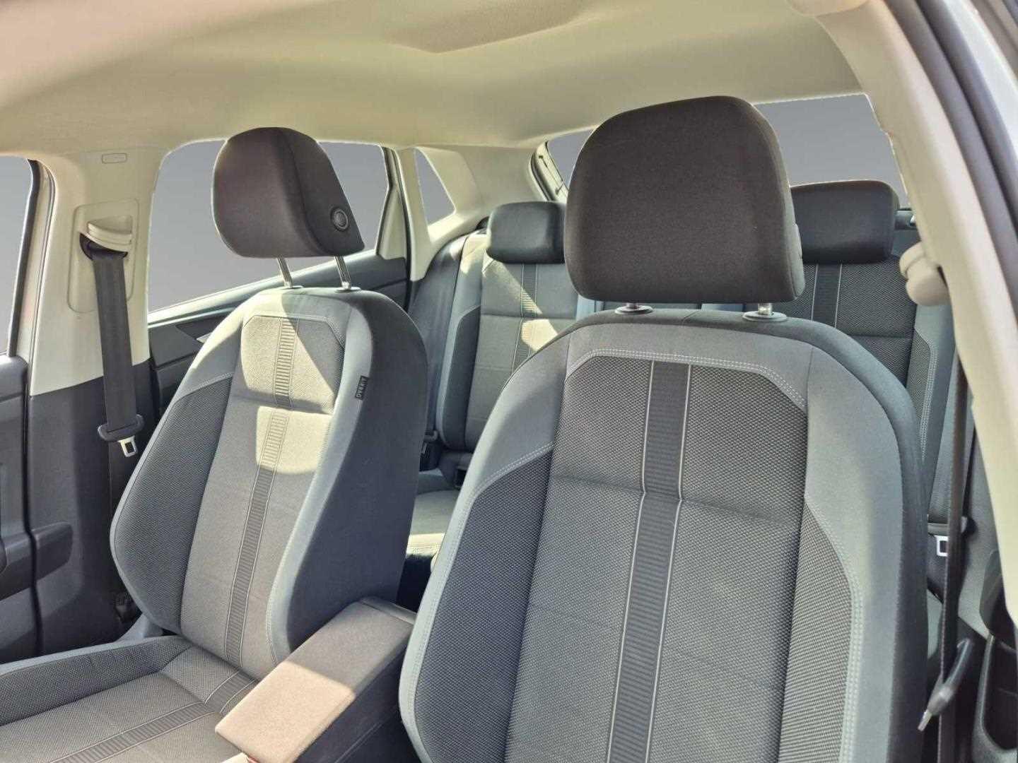 Used Volkswagen Polo 2023 for sale - 76987875: Photo 11