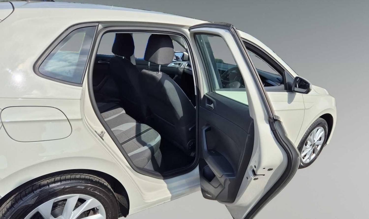 Used Volkswagen Polo 2023 for sale - 76987875: Photo 16