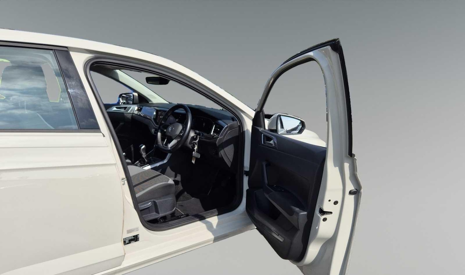 Used Volkswagen Polo 2023 for sale - 76987875: Photo 18