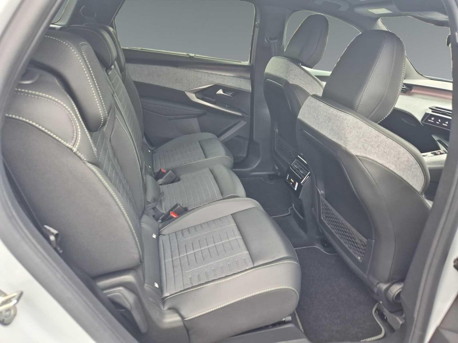 Used Peugeot 5008 2025 for sale - 77144690: Photo 16