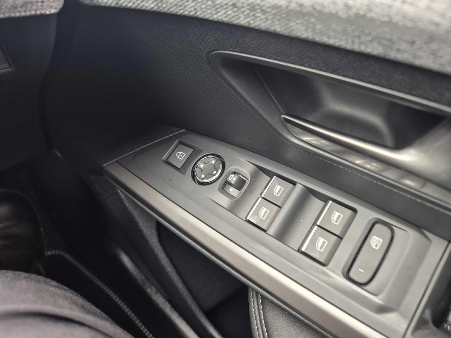 Used Peugeot 5008 2025 for sale - 77144690: Photo 33