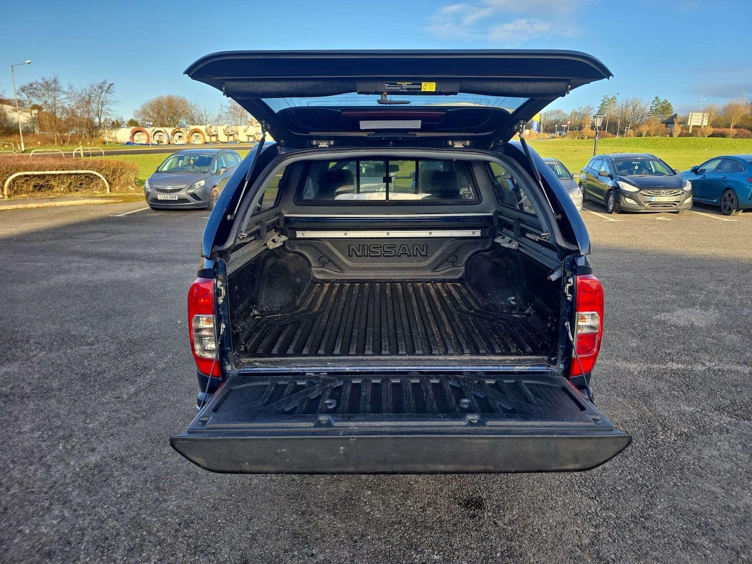 Used Nissan Navara 2020 for sale - 77120504: Photo 35