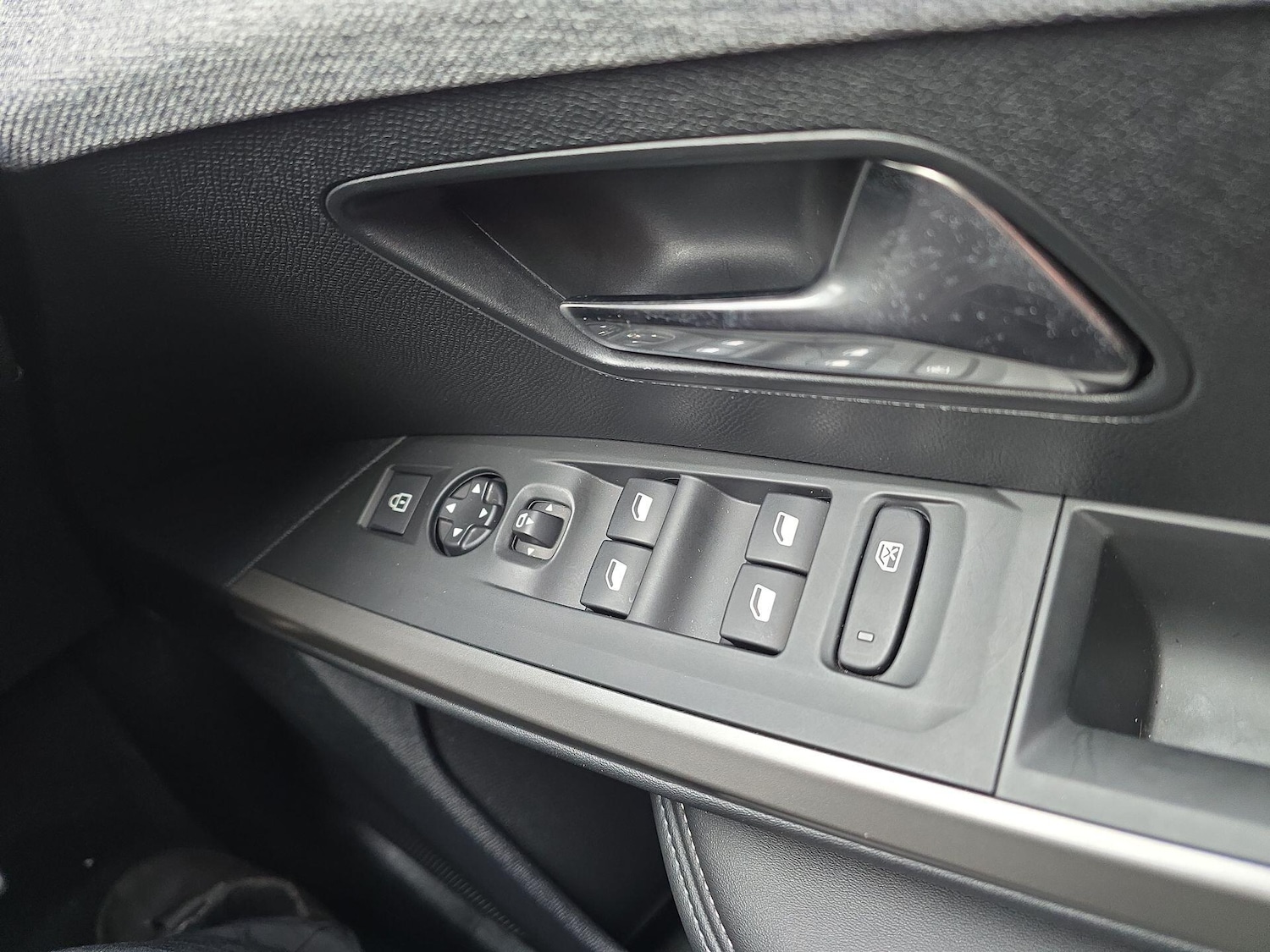 Used Peugeot 3008 2024 for sale - 78063108: Photo 15