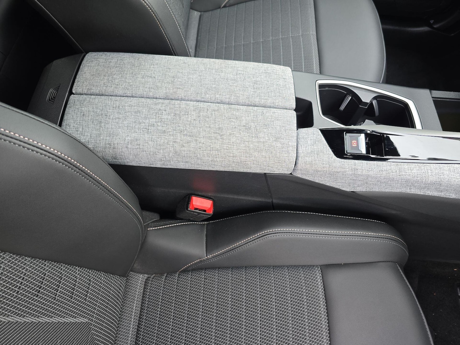 Used Peugeot 3008 2024 for sale - 78063108: Photo 8