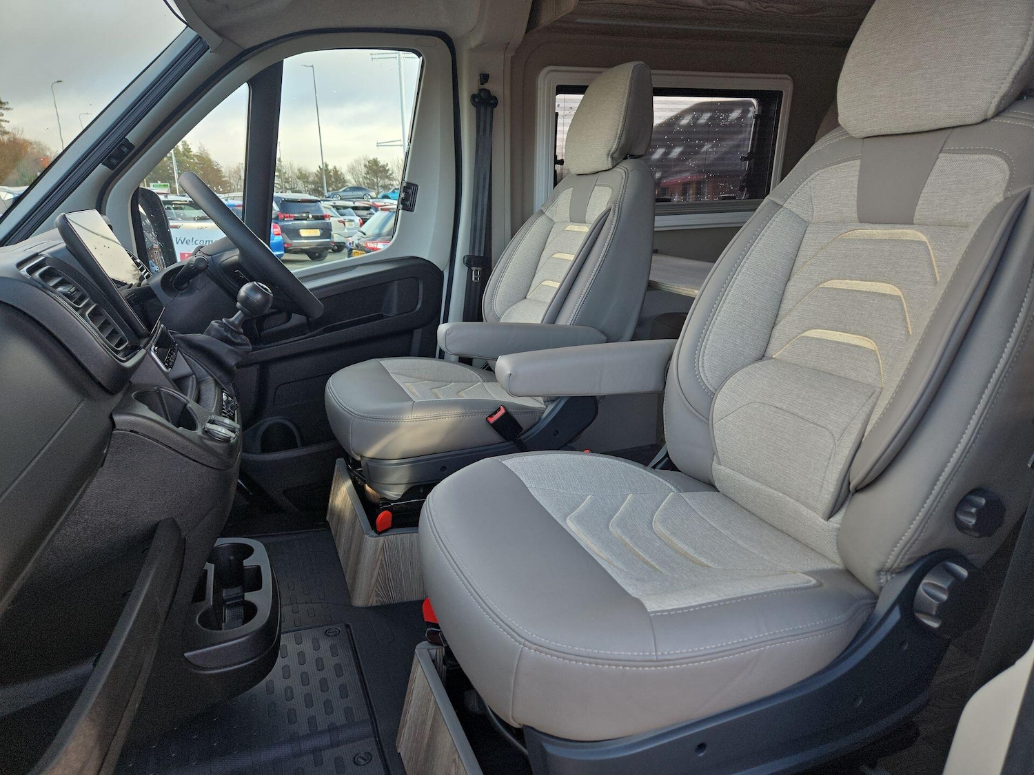 Used Peugeot Boxer 2024 for sale - 77586052: Photo 4