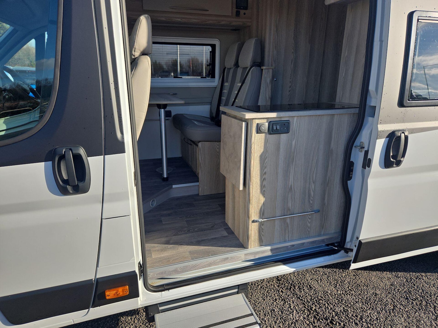 Used Peugeot Boxer 2024 for sale - 77586052: Photo 5