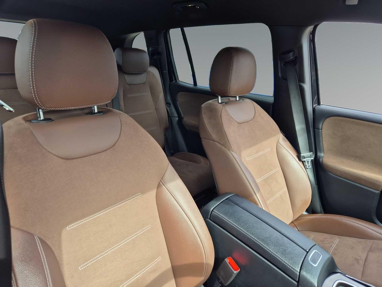 Used Mercedes-Benz GLB 2024 for sale - 76990115: Photo 20