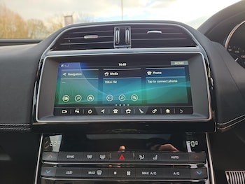 Used Jaguar XE 2018 for sale - 77455057: Photo