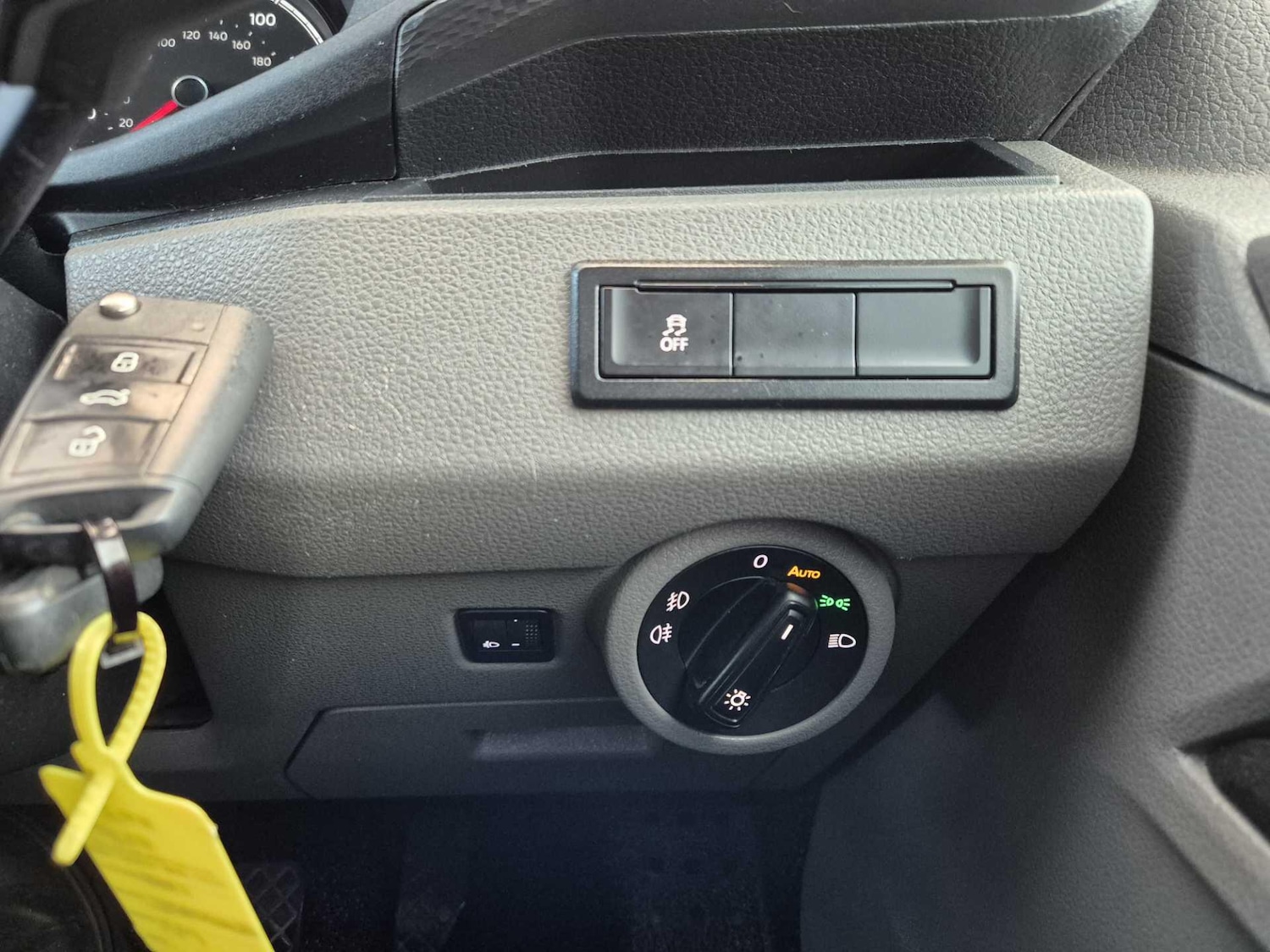 Used Volkswagen Transporter 2020 for sale - 76994529: Photo 32