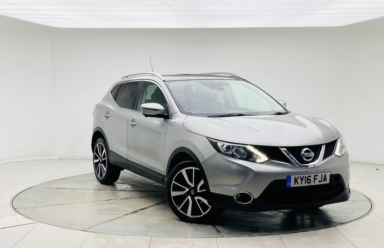 Used Nissan Qashqai 2016 for sale - 77977060: Photo 1
