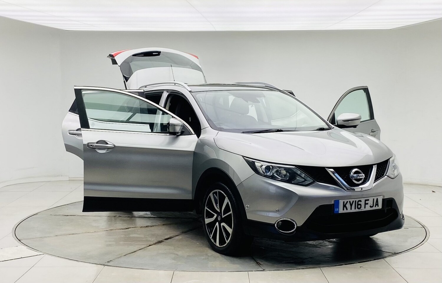 Used Nissan Qashqai 2016 for sale - 77977060: Photo 13