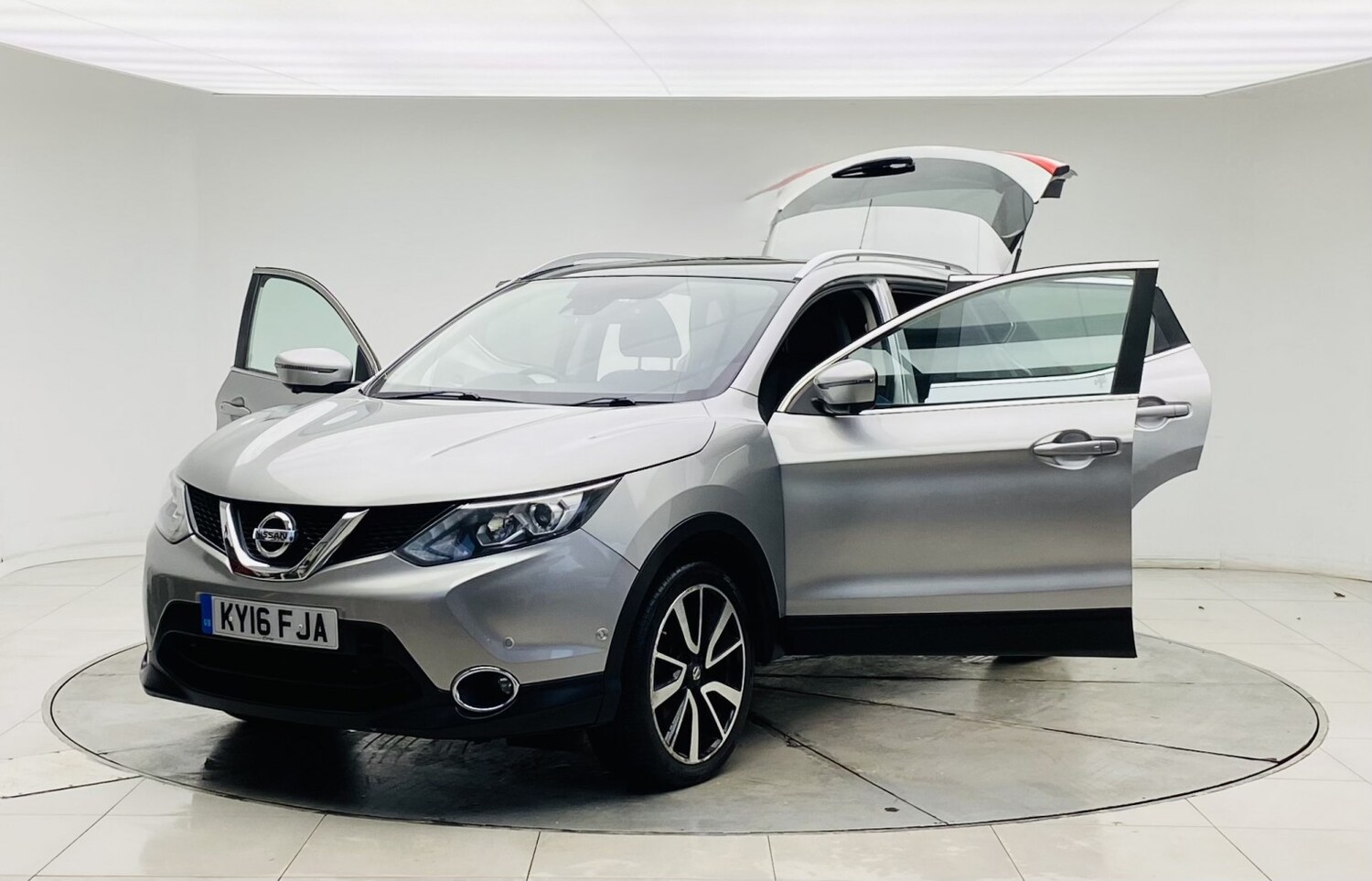 Used Nissan Qashqai 2016 for sale - 77977060: Photo 16