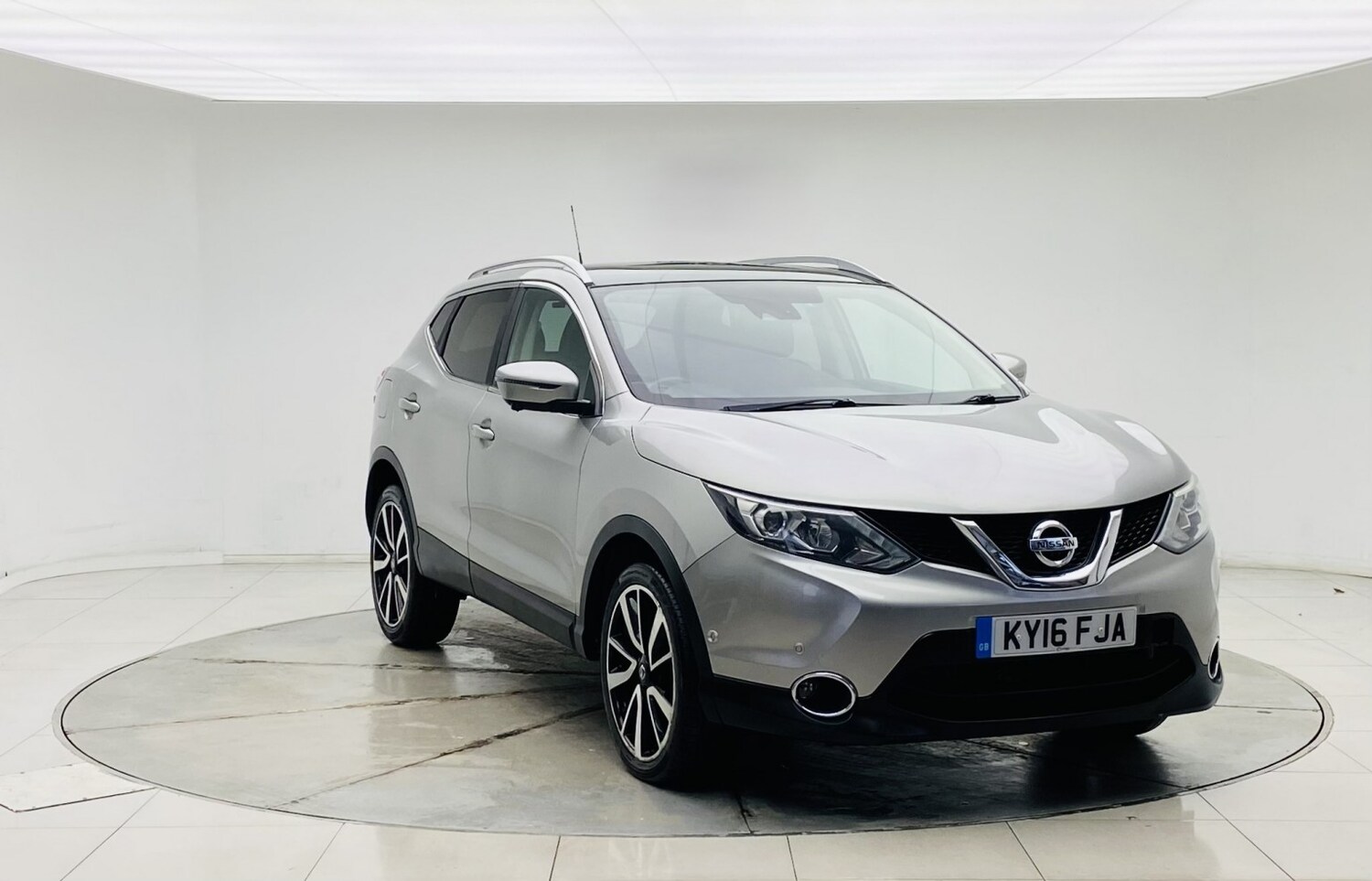 Used Nissan Qashqai 2016 for sale - 77977060: Photo 4