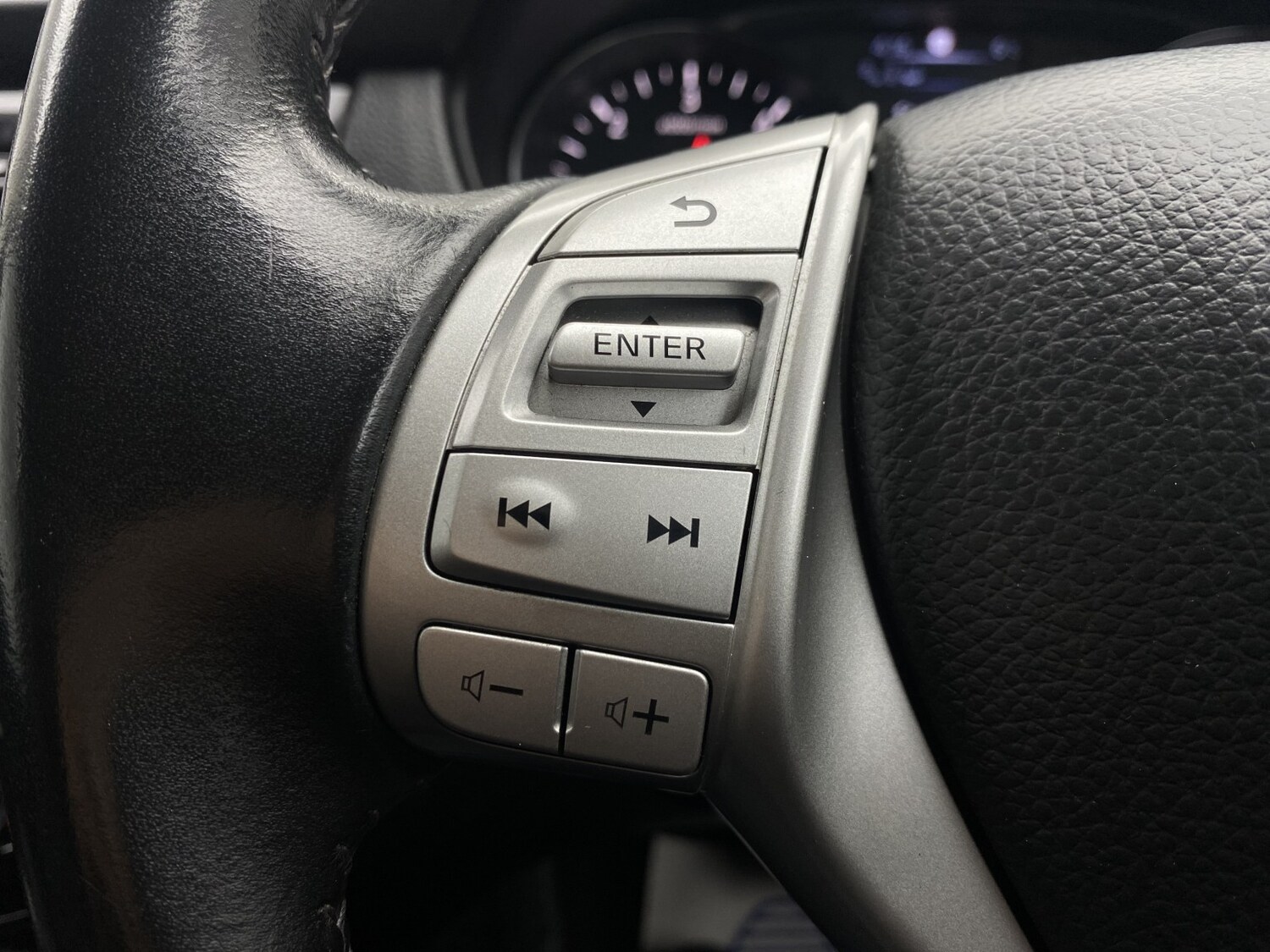 Used Nissan Qashqai 2016 for sale - 77977060: Photo 50