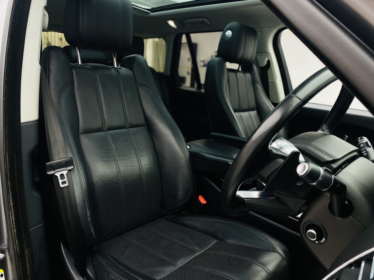 Used Land Rover Range Rover 2015 for sale - 77851259: Photo 40