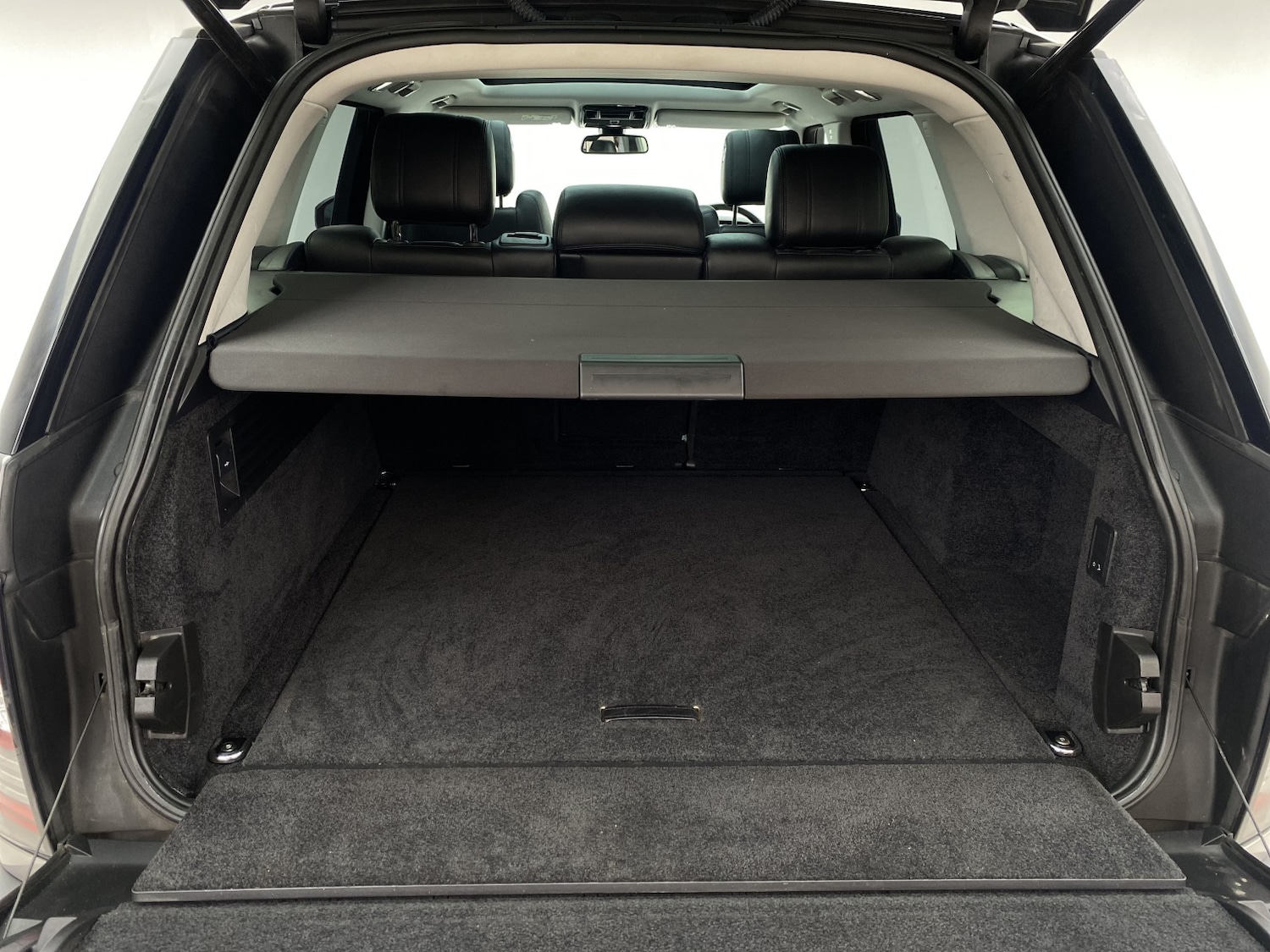 Used Land Rover Range Rover 2015 for sale - 77851259: Photo 45