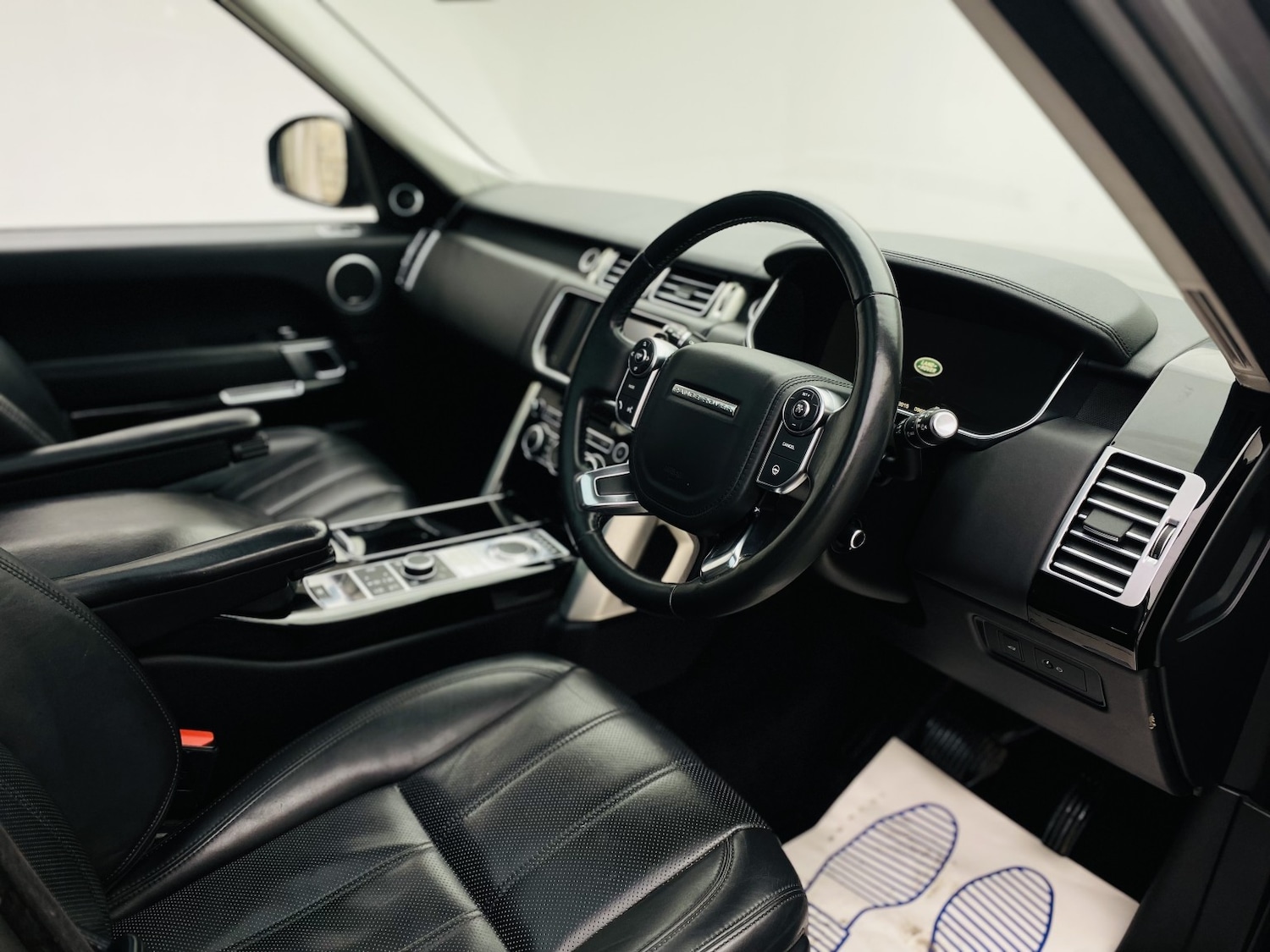 Used Land Rover Range Rover 2015 for sale - 77851259: Photo 9