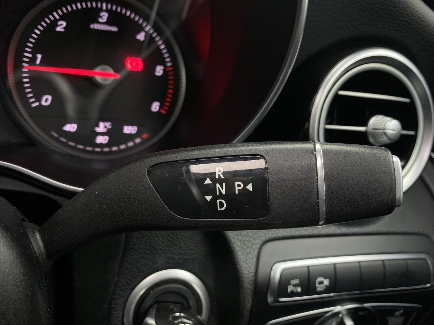 Used Mercedes-Benz GLC 2017 for sale - 77453242: Photo 55