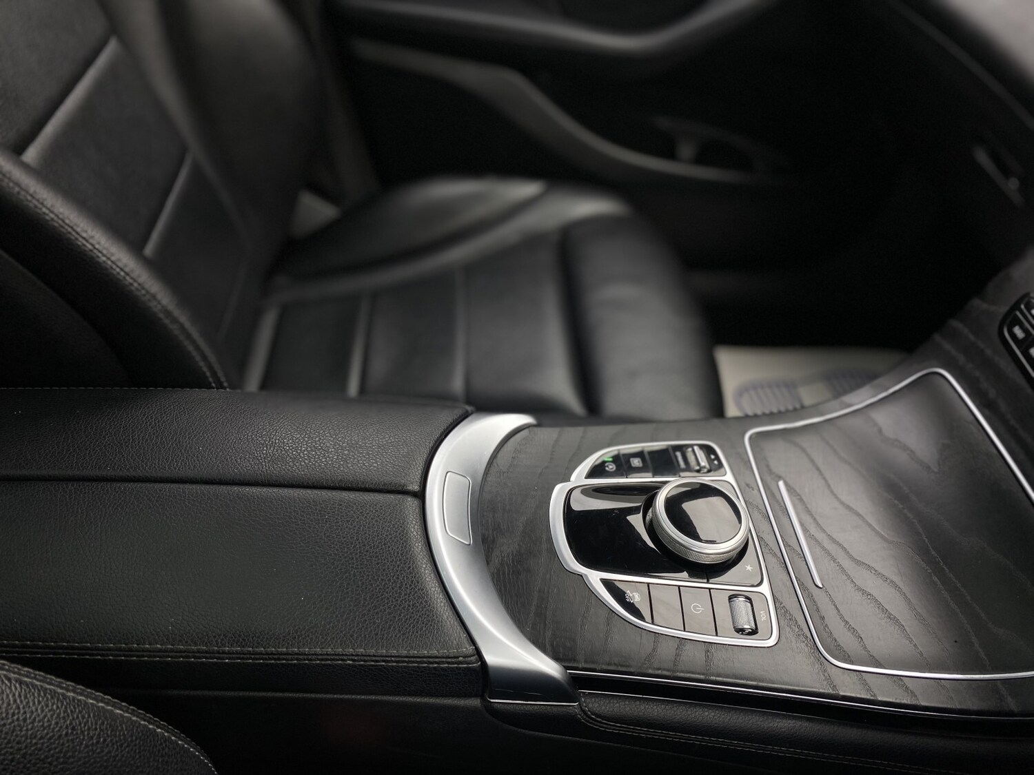 Used Mercedes-Benz GLC 2017 for sale - 77453242: Photo 58