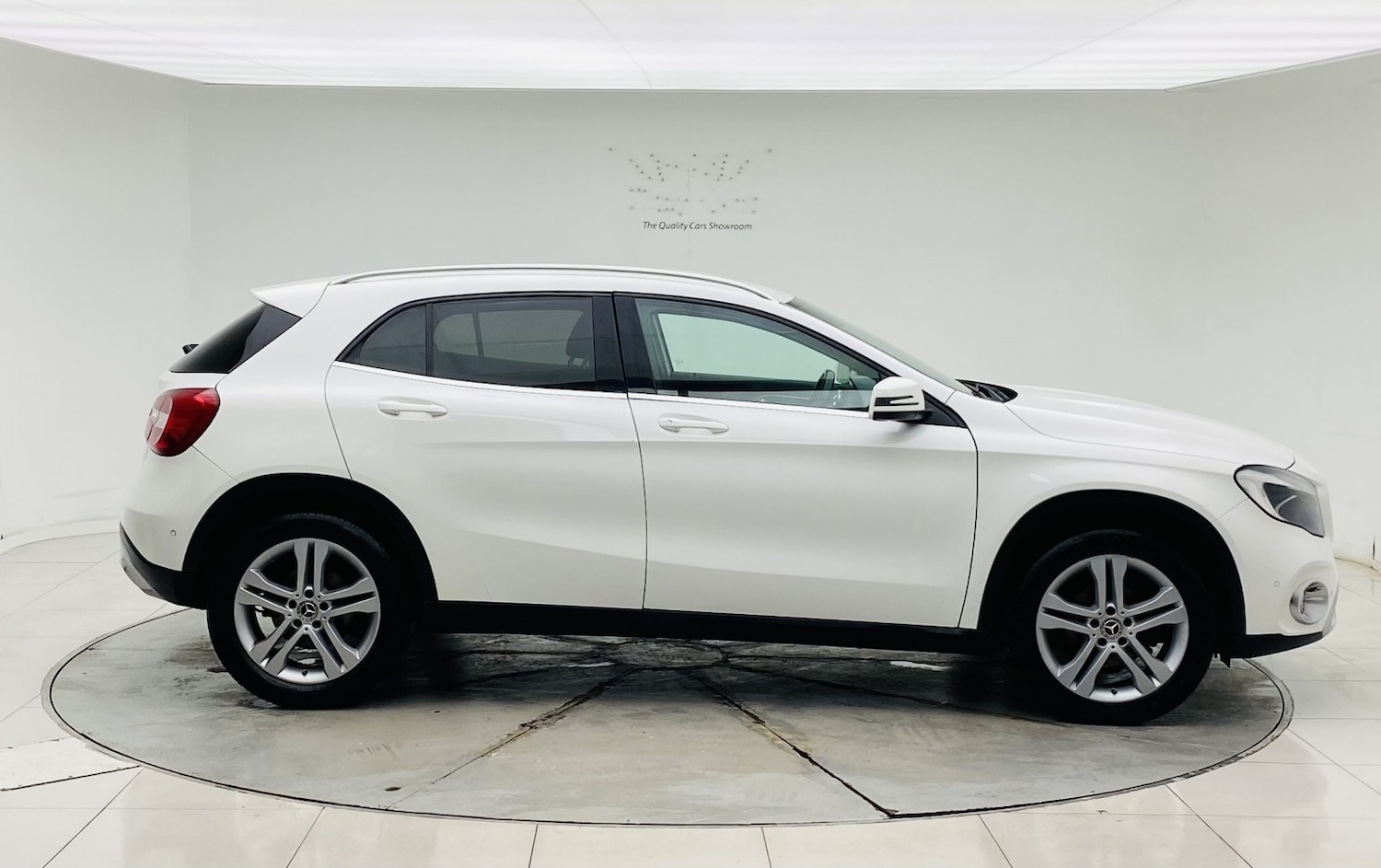 Used Mercedes-Benz GLA 2018 for sale - 77558524: Photo 3