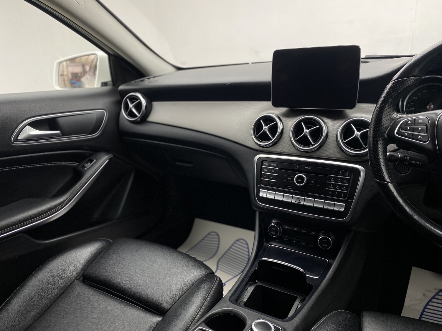 Used Mercedes-Benz GLA 2018 for sale - 77558524: Photo 48