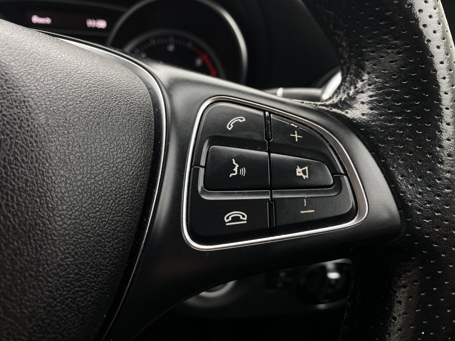 Used Mercedes-Benz GLA 2018 for sale - 77558524: Photo 51