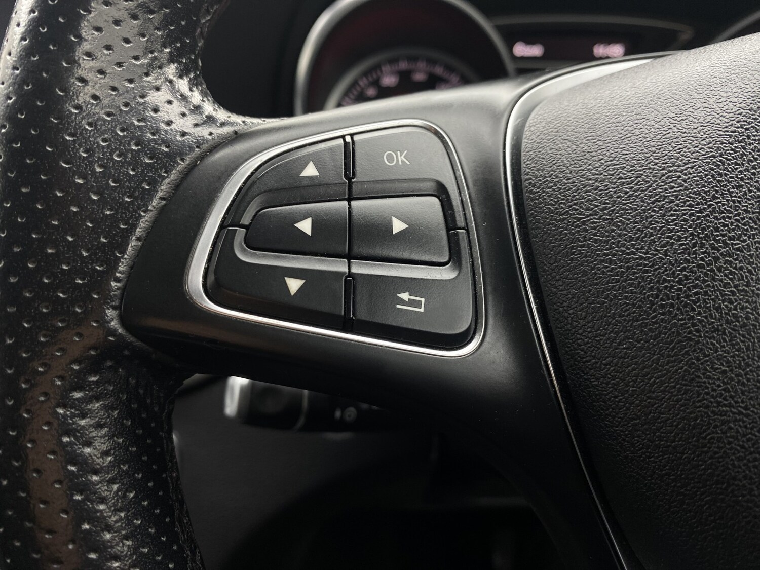 Used Mercedes-Benz GLA 2018 for sale - 77558524: Photo 52