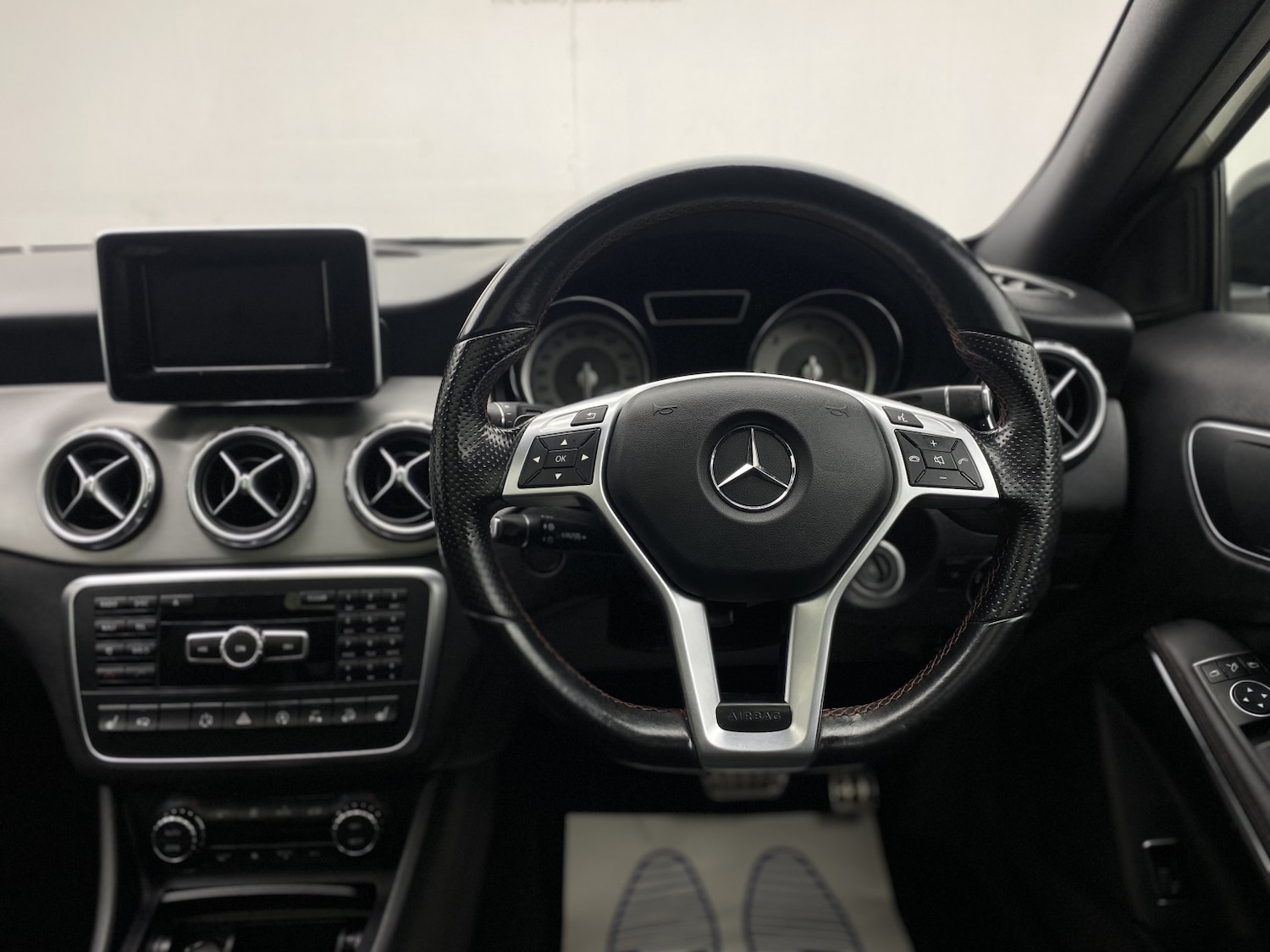 Used Mercedes-Benz GLA 2015 for sale - 77548168: Photo 50