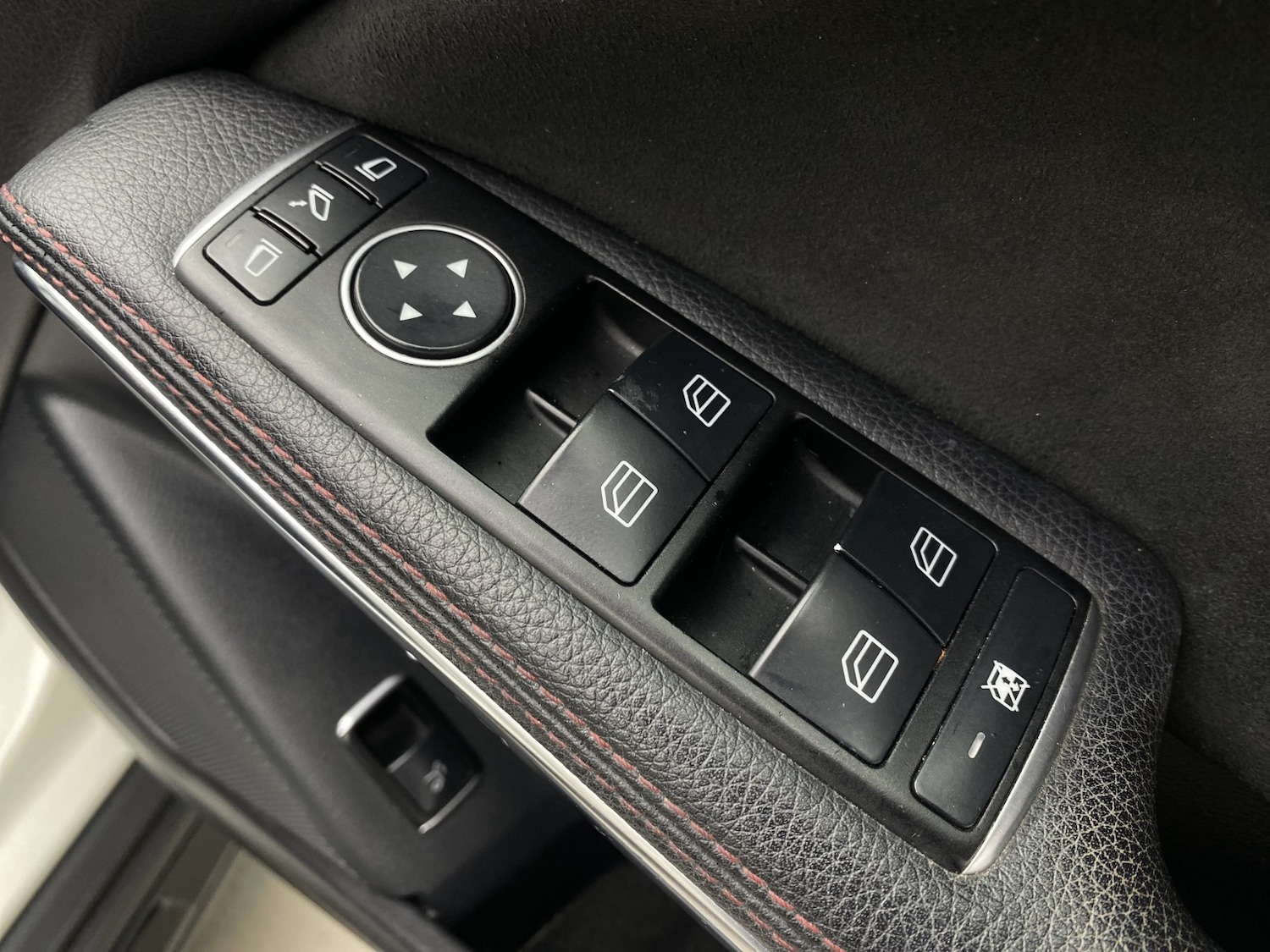 Used Mercedes-Benz GLA 2015 for sale - 77548168: Photo 52