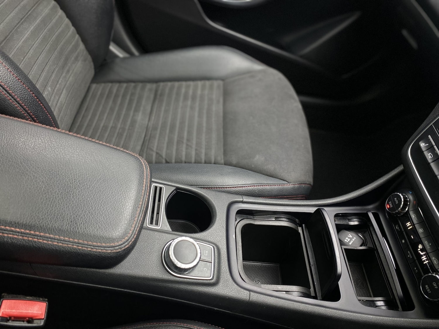 Used Mercedes-Benz GLA 2015 for sale - 77548168: Photo 58