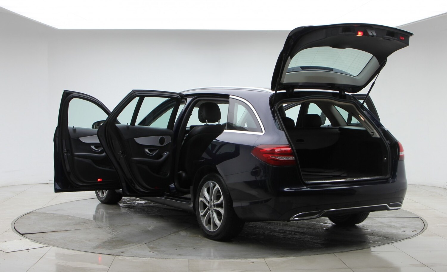 Used Mercedes-Benz C Class 2017 for sale - 77453266: Photo 16