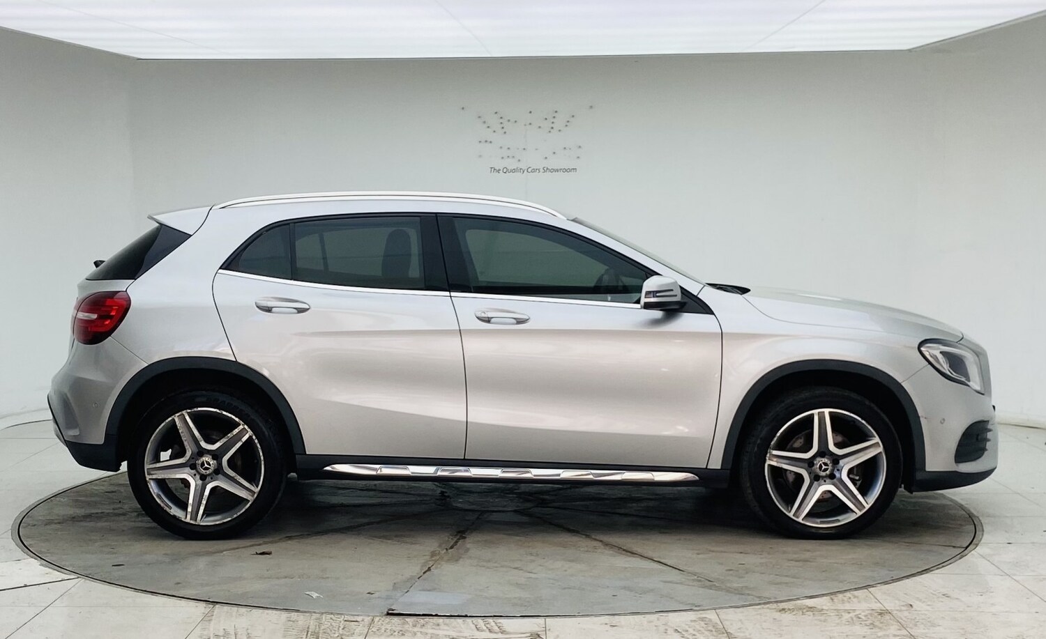 Used Mercedes-Benz GLA 2018 for sale - 77977090: Photo 3