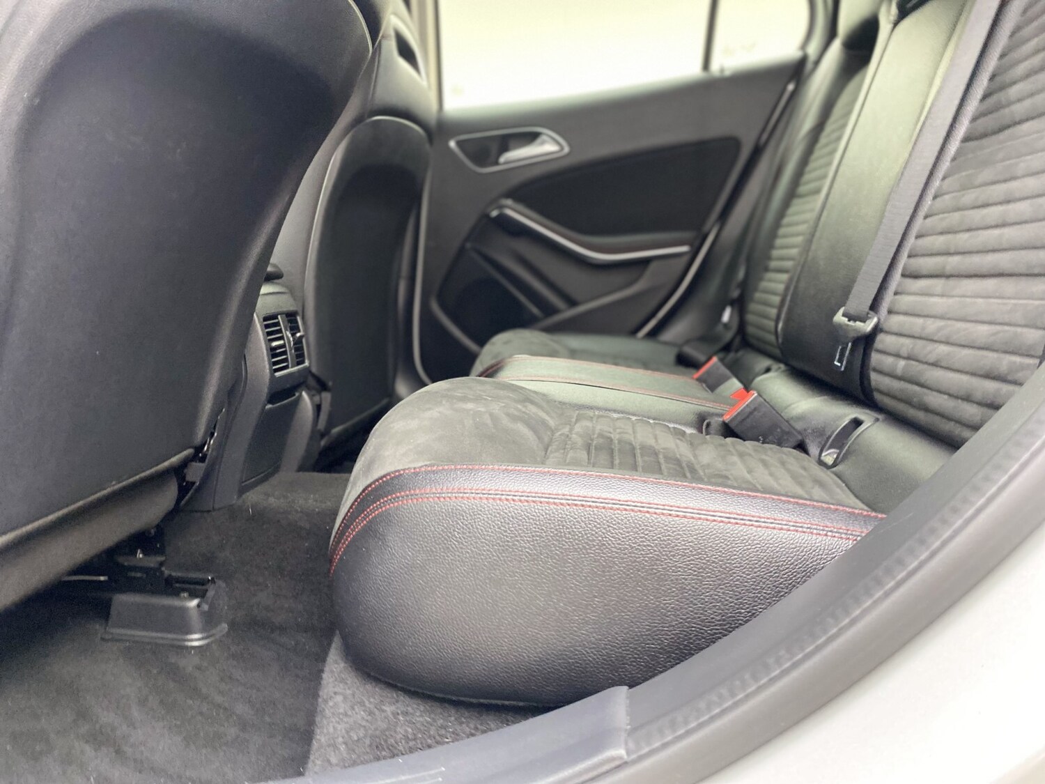 Used Mercedes-Benz GLA 2018 for sale - 77977090: Photo 43