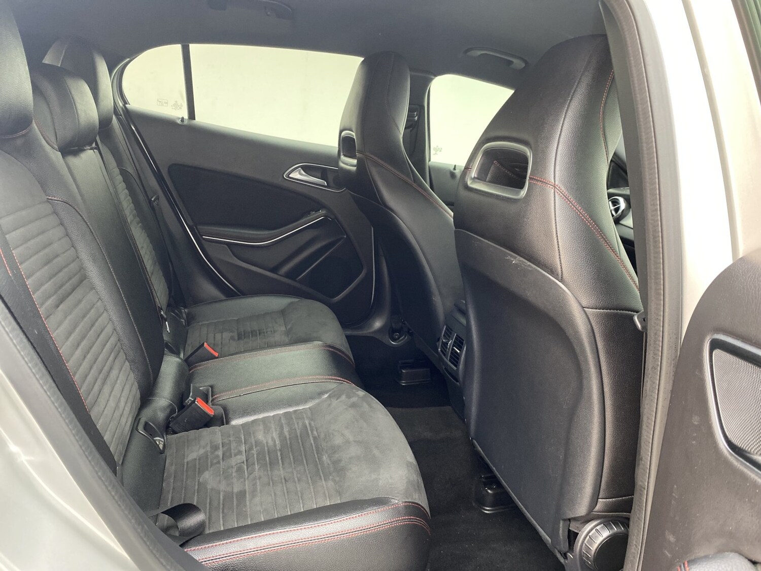 Used Mercedes-Benz GLA 2018 for sale - 77977090: Photo 44