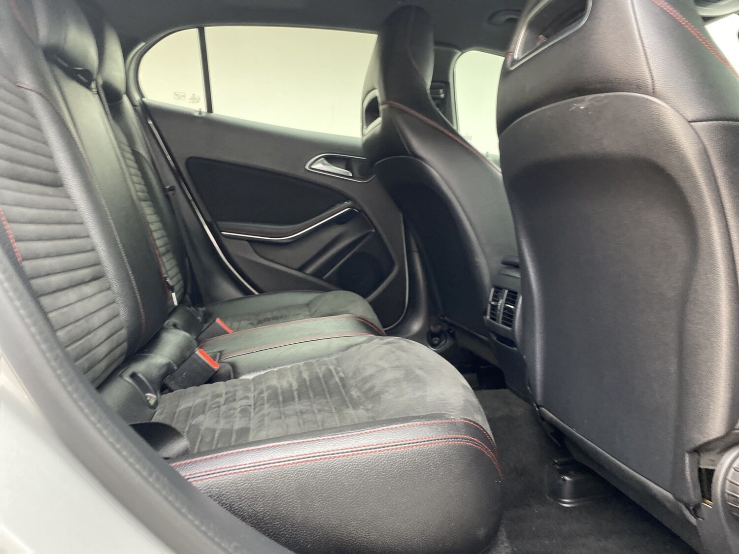 Used Mercedes-Benz GLA 2018 for sale - 77977090: Photo 45