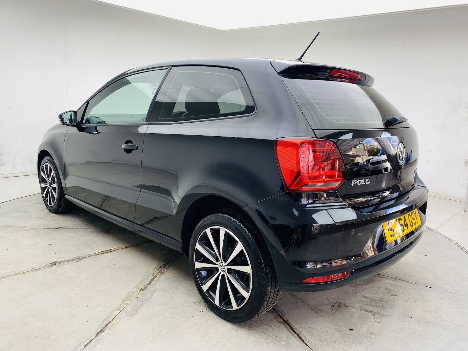 Used Volkswagen Polo 2014 for sale - 77453294: Photo 29