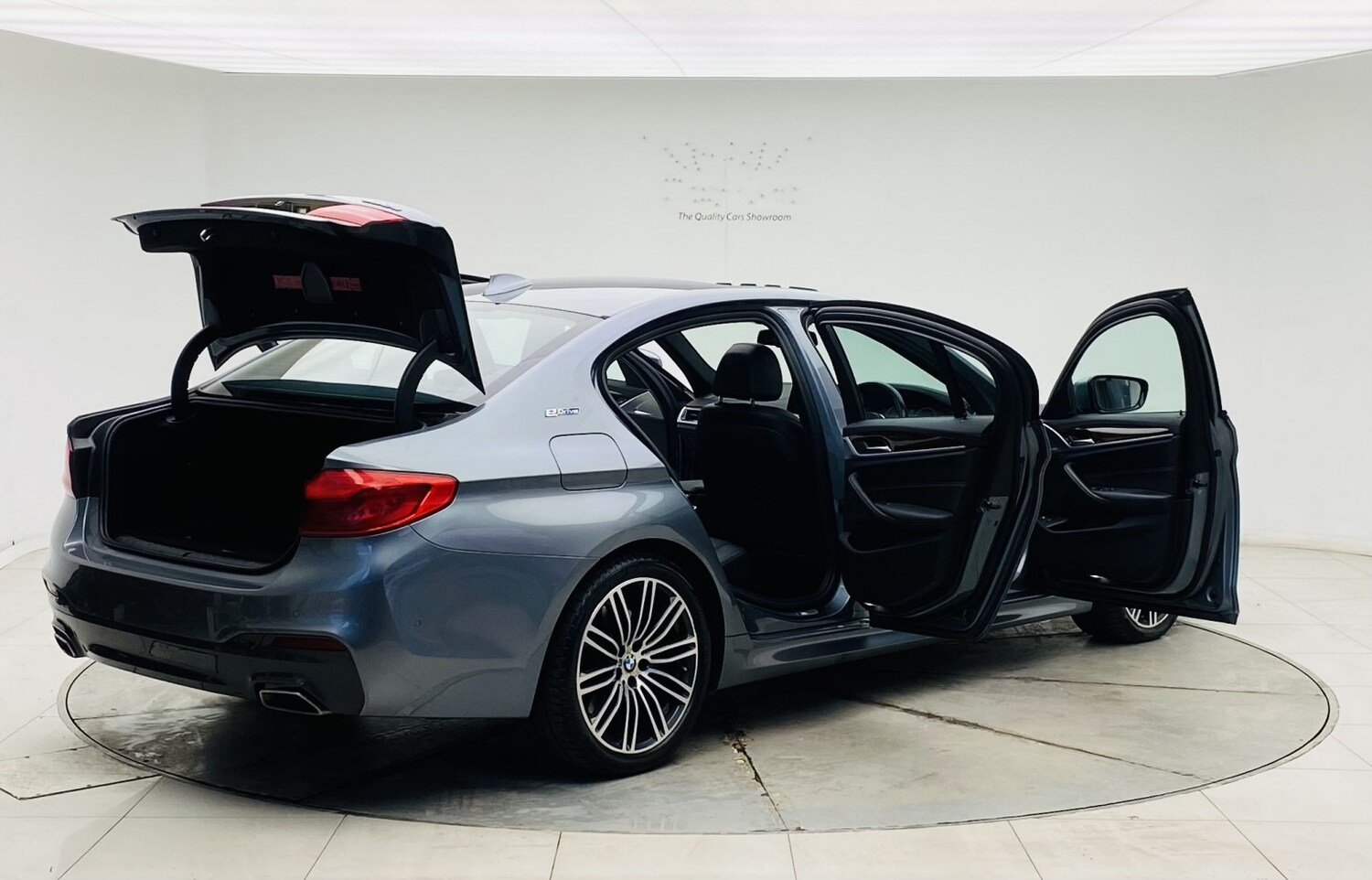 Used BMW 5 Series 2018 for sale - 77851356: Photo 17