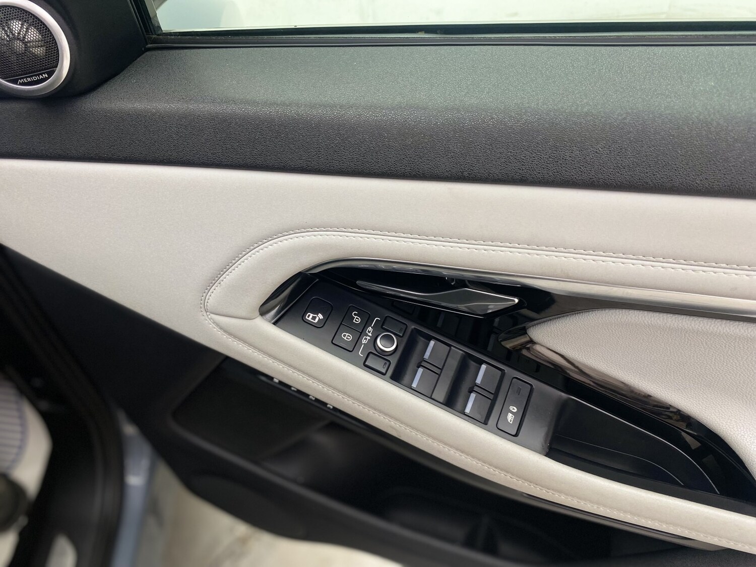 Used Land Rover Range Rover Evoque 2019 for sale - 77453233: Photo 48