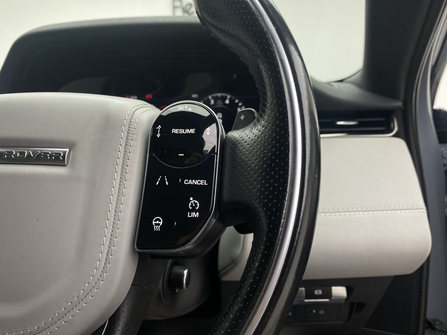 Used Land Rover Range Rover Evoque 2019 for sale - 77453233: Photo 50