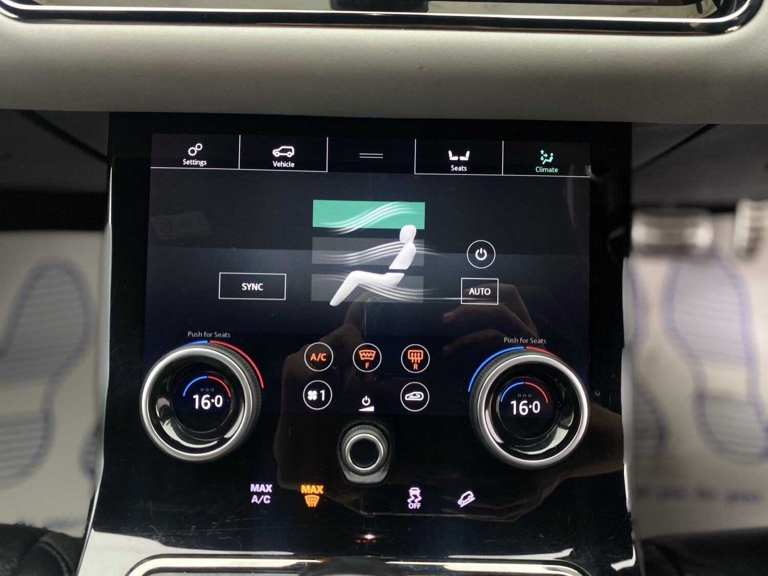 Used Land Rover Range Rover Evoque 2019 for sale - 77453233: Photo 59