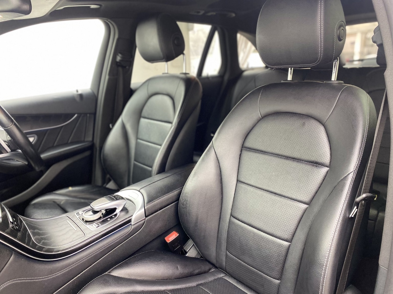 Used Mercedes-Benz GLC 2016 for sale - 77897839: Photo 36